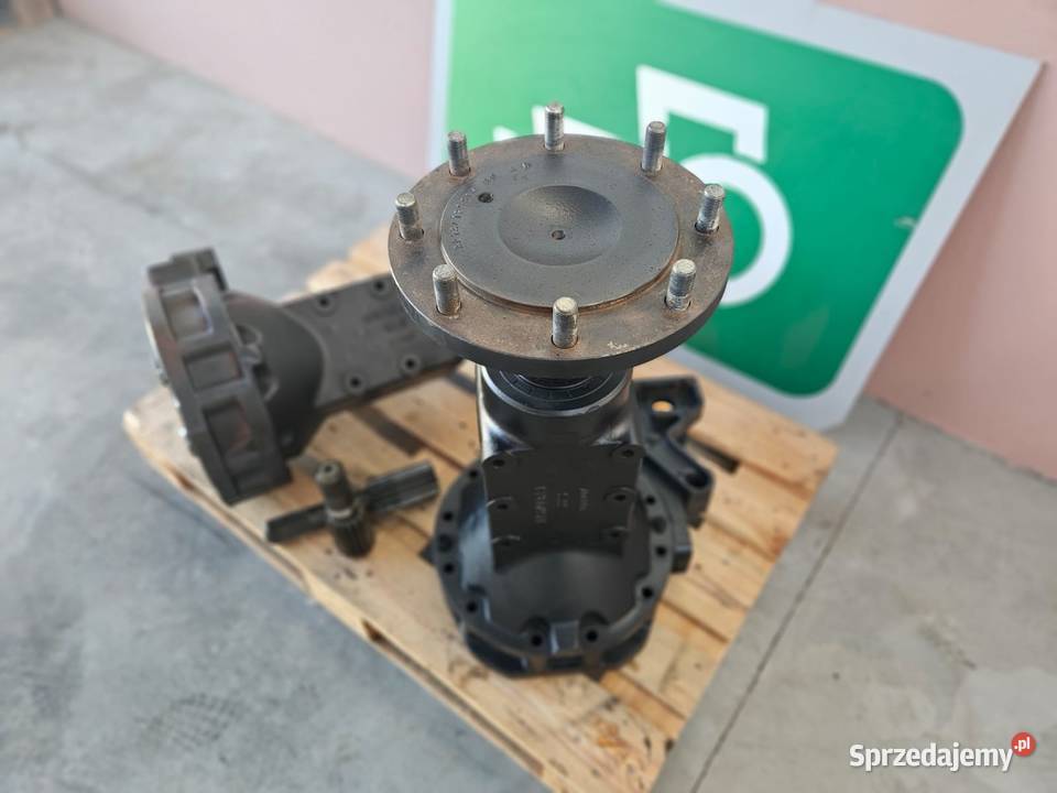 Zwolnica Tylna 125710A3 125708A3 McCormick Wilkowo sprzedam