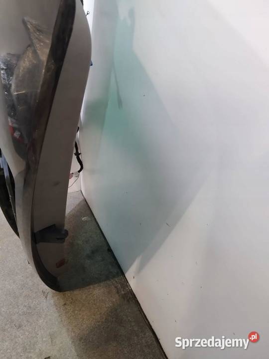 KLAPA TYŁ SZYBA KOMPLETNA LC9Z LIFT FL VW Rok produkcji 2008 świętokrzyskie