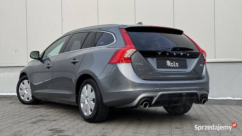 Piękne Volvo V60 RDesign czujnik zmierzchu