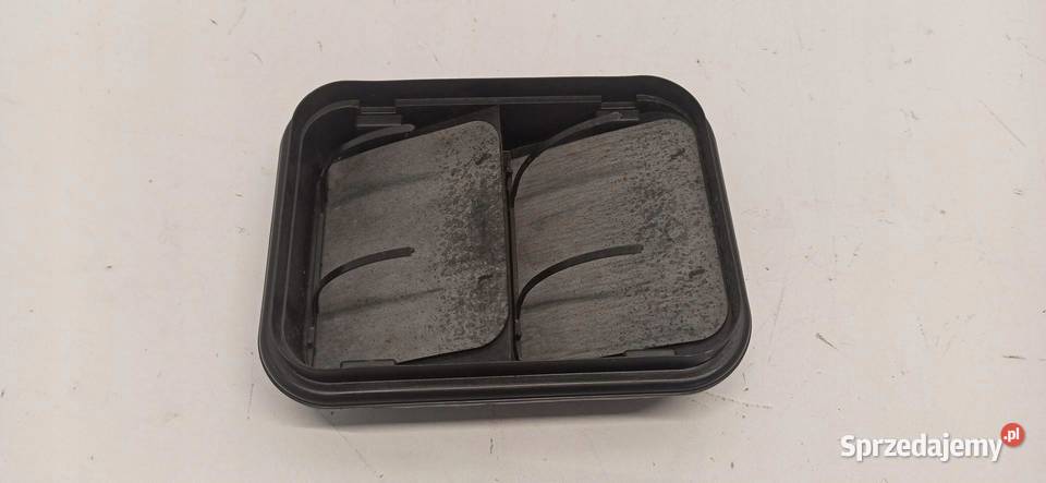 NISSAN MICRA K14 KRATKA BAGAŻNIKA 8200003575 sprzedam