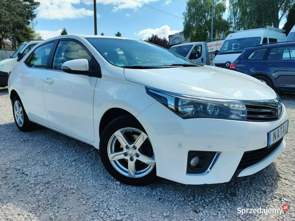 Toyota Corolla Zadbana Seria E16 2012 ESP Corolla Bydgoszcz