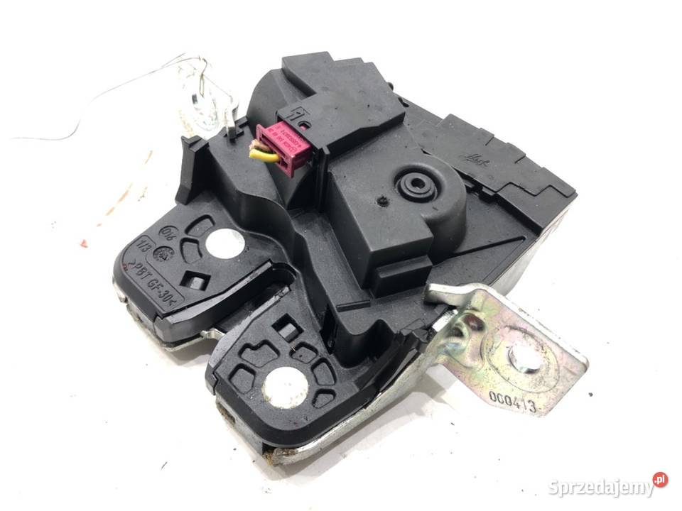 ZAMEK KLAPY TYŁ MERCEDES W176 Hatchback 1218