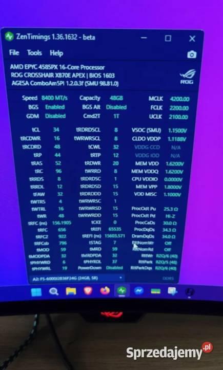 AMD EPYC 4585PX odpowiednik R9 9950X3D Procesory