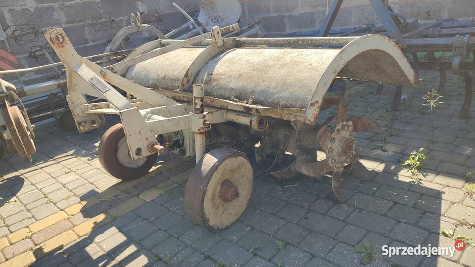 Sprzedam maszyny rolnicze silos pług siewnik łódzkie sprzedam