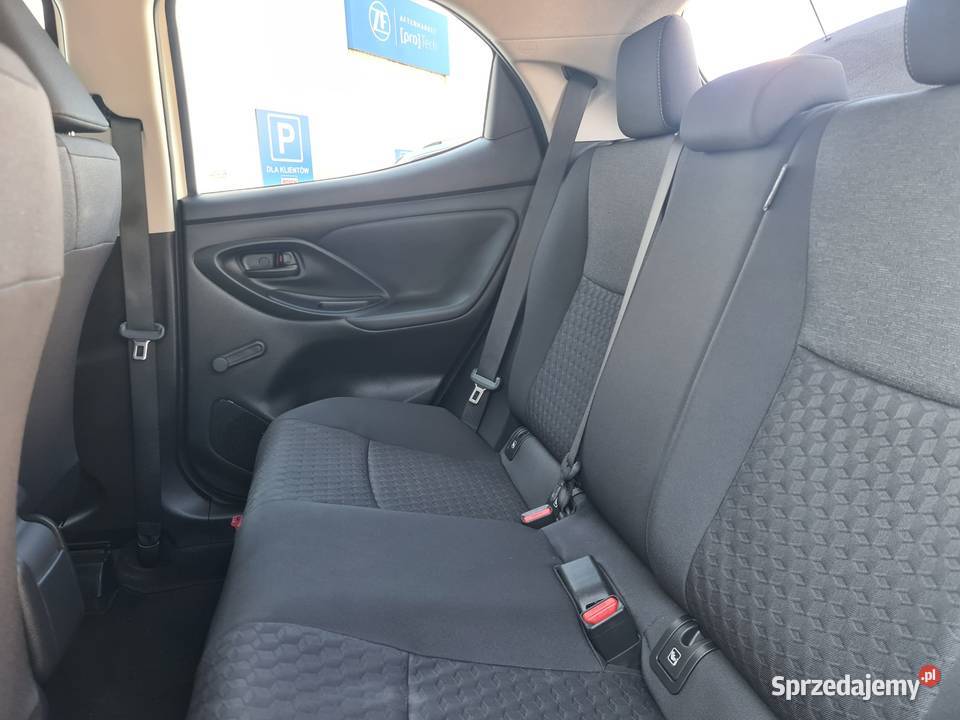 Toyota Yaris Hybryda 2023 r Automat 28600 Zgorzelec