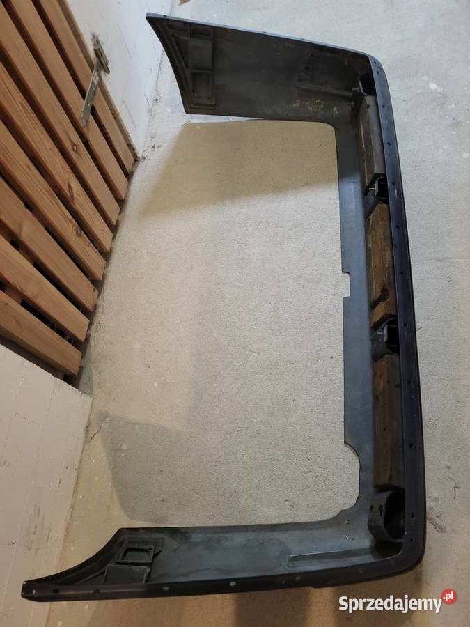 Mercedes 124 Zderzak 904 osobowe