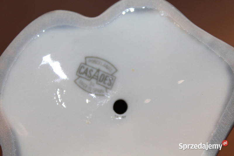 Figurka kobiety z gruszkami Casades 895 Porcelana i szkło Szczecin