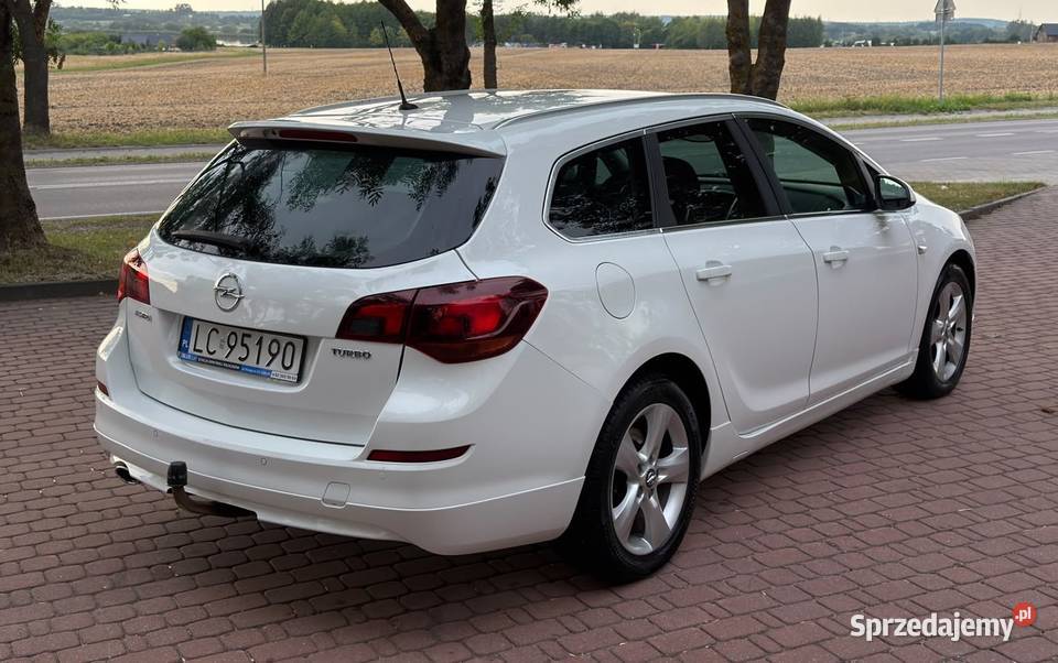Opel Astra J 16 Turbo 180 2011r OPCLine Super sprowadzony lubelskie Chełm sprzedam