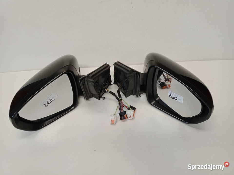 CITROEN C5 AIRCROSS LIFT LUSTERKO PRAWE 13 PIN osobowe Karoseria Rakoniewice