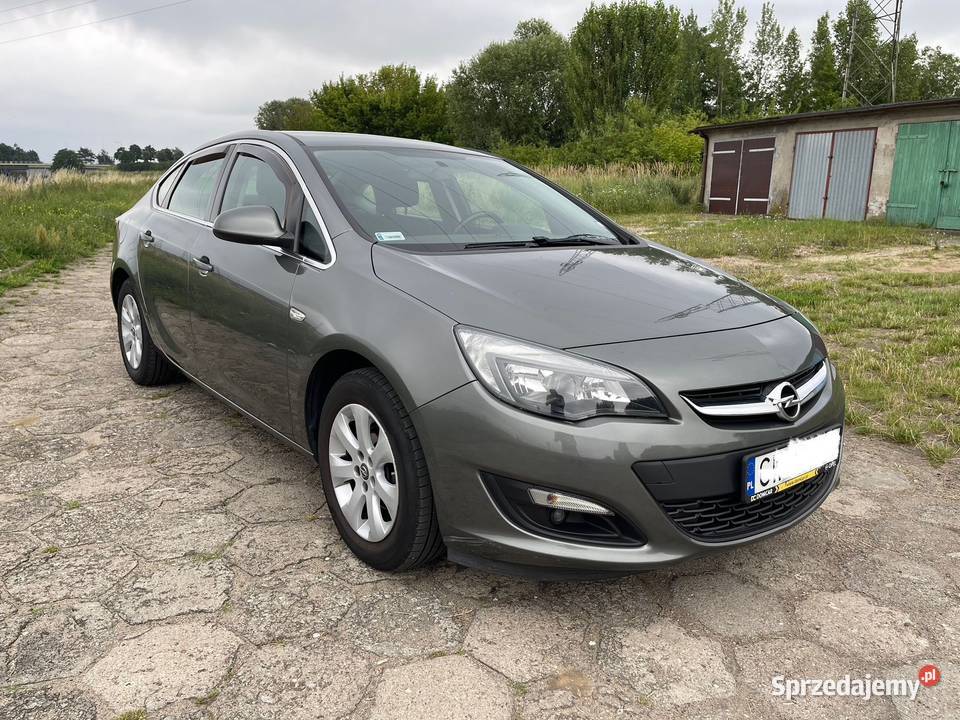 Opel Astra J Pierwszy właściciel salonowy sprzedam