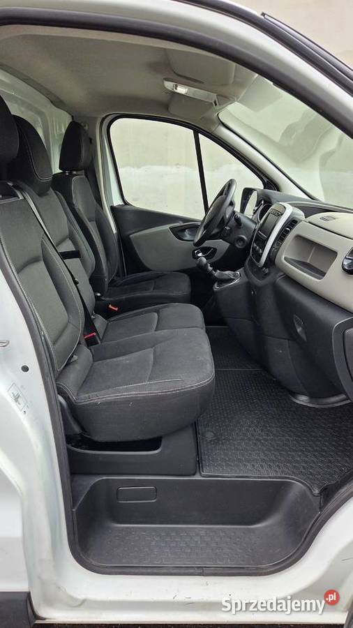 Sprzedan Renault Trafic 16 diesel 2019 czujnik parkowania Zbąszyń