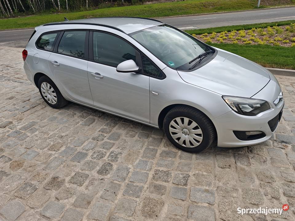 Opel Astra J Sports Tourer 16cdti Wałbrzych