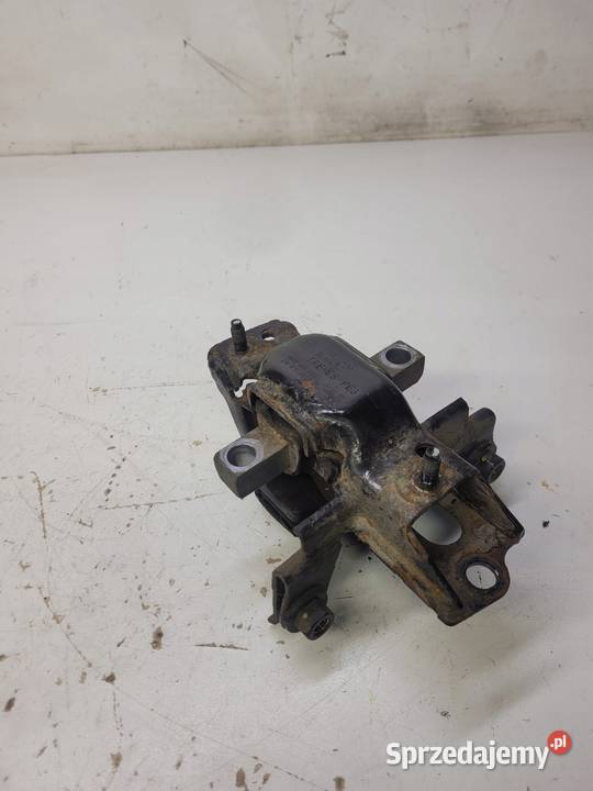ŁAPA PODUSZKA SILNIKA AUDI A1 VW SEAT 6R0199555 osobowe Przystajń