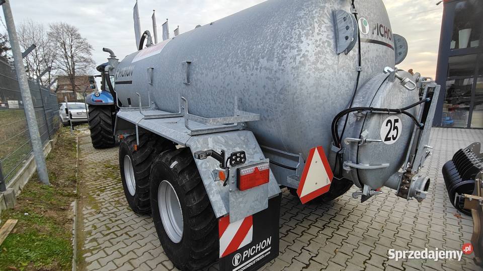 Wóz asenizacyjny 12600 Pichon z homologacją