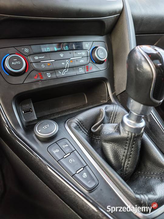 Ford Focus Mk3 15 Lift 15Tdci 120 Titanium czujnik parkowania Samochody osobowe Jędrzejów sprzedam