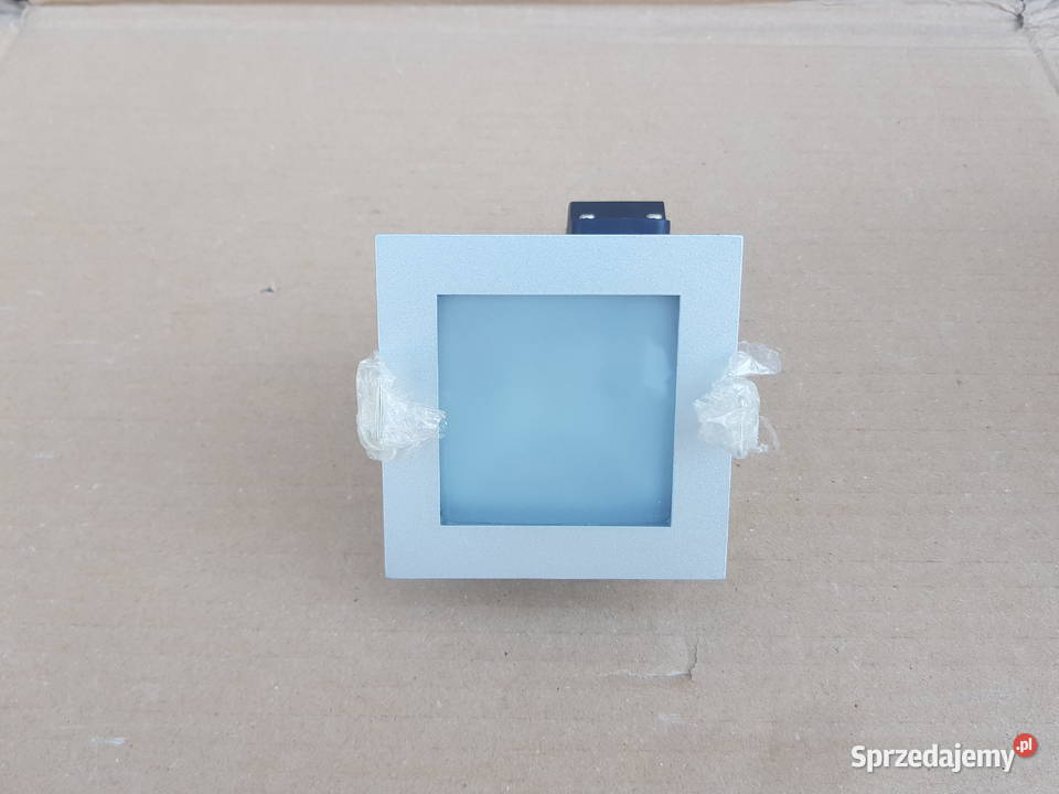 Lampa wpuszczana do sufitu SCHODOWA kwadrat G9 4 Warszawa sprzedam