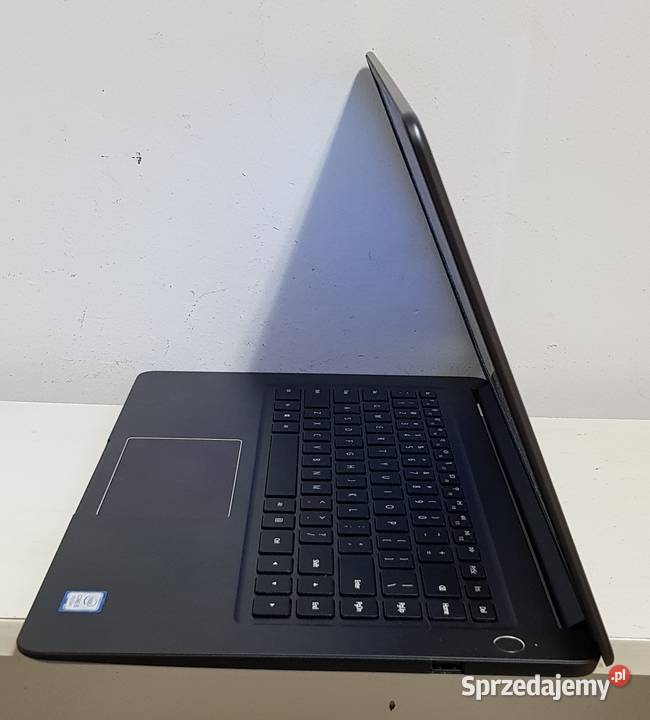 LAPTOP HUAWEI MATEBOOK D SSD256 RAM8GB WIN10 Pozostałe łódzkie Pabianice sprzedam