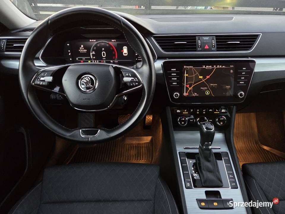 SKODA SUPERB LIFT AMBITION SalonPL 1WŁ 2022 garażowany Samochody osobowe Sieradz