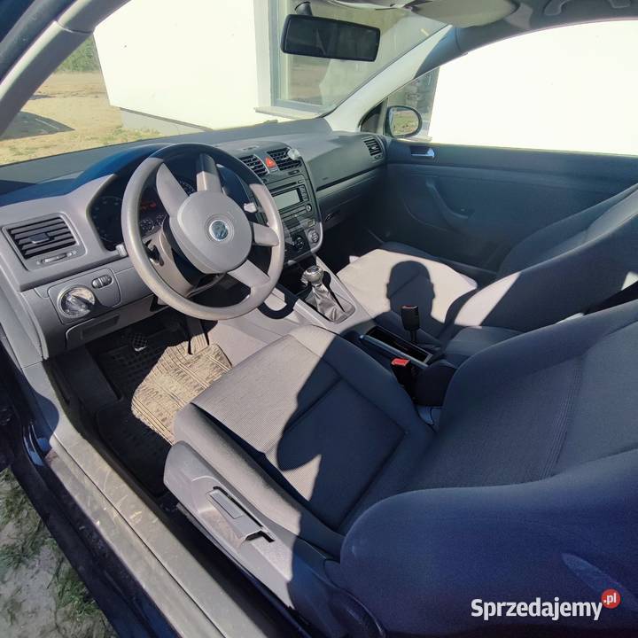 VW Golf 5 14 Benz czarny 3 drzwi Zielona Góra