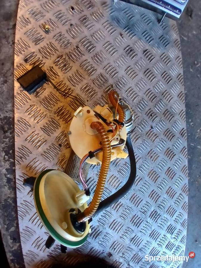 Pompa paliwa Jaguar Stype 30 V6 B XW4U9A309AA Radłów