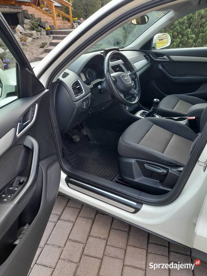 Audi Q3 20tdi supermały przebig kupiony w polskim salonie Chynów