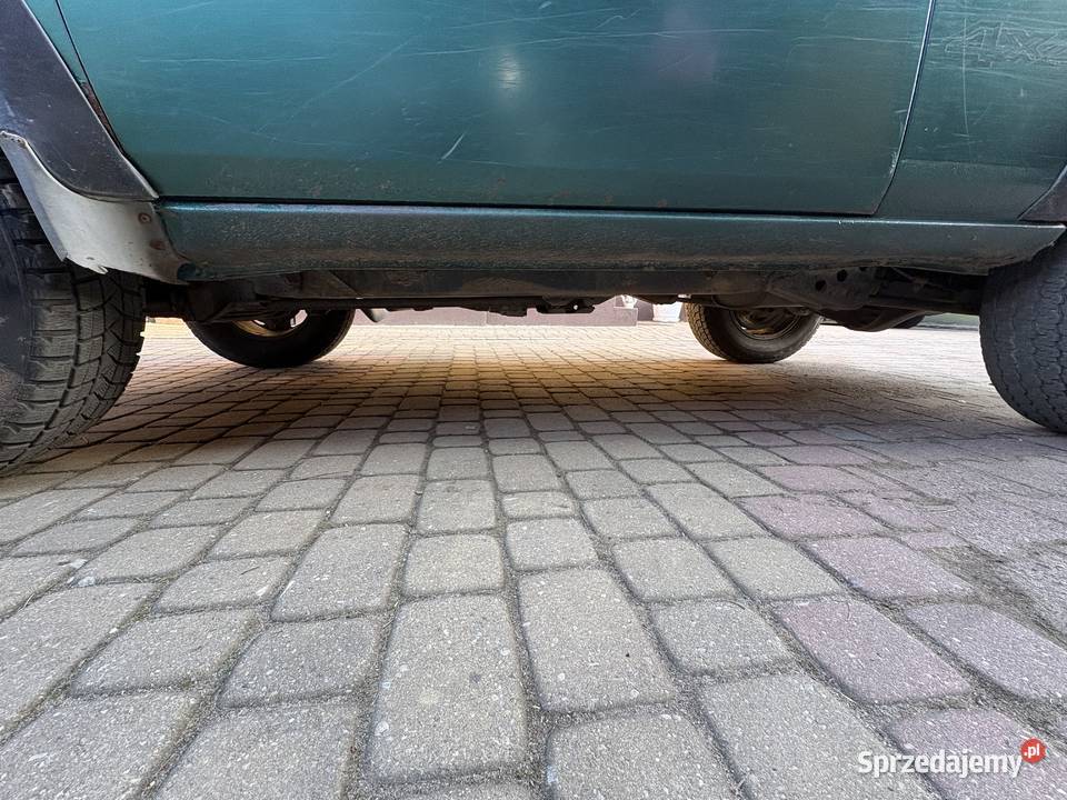 Nissan Terrano II 27d 2000r diesel