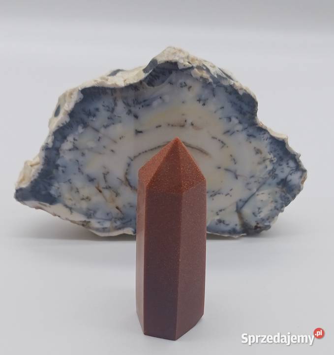 Kolekcjonerski kryształ piasek pustyni obelisk Olsztyn