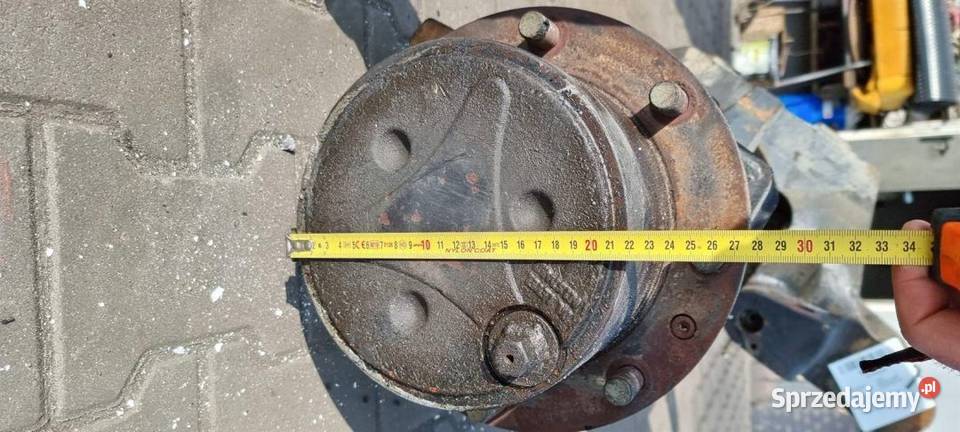 OŚ PRZEDNIA MOST AGROTRON 135 ZF AS 2045 AS2045