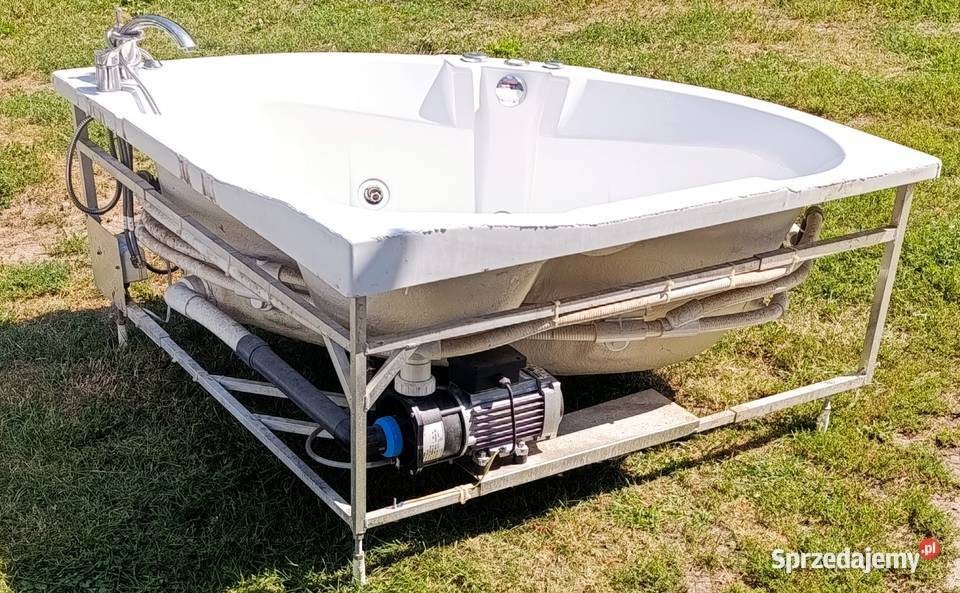 Wanna narożna POOLSPA z hydromasażem 142x142 Góra Kalwaria sprzedam