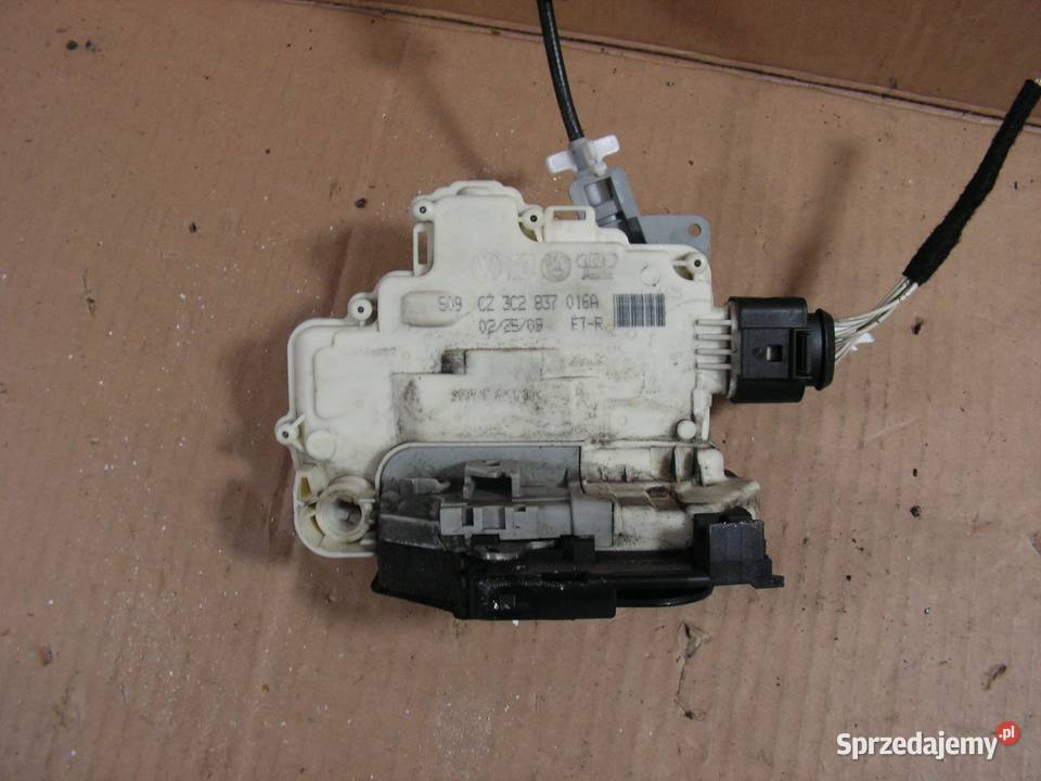 ZAMEK DRZWI PASSAT B6 VW PRAWY PRZÓD 7 PIN Zbierkowo