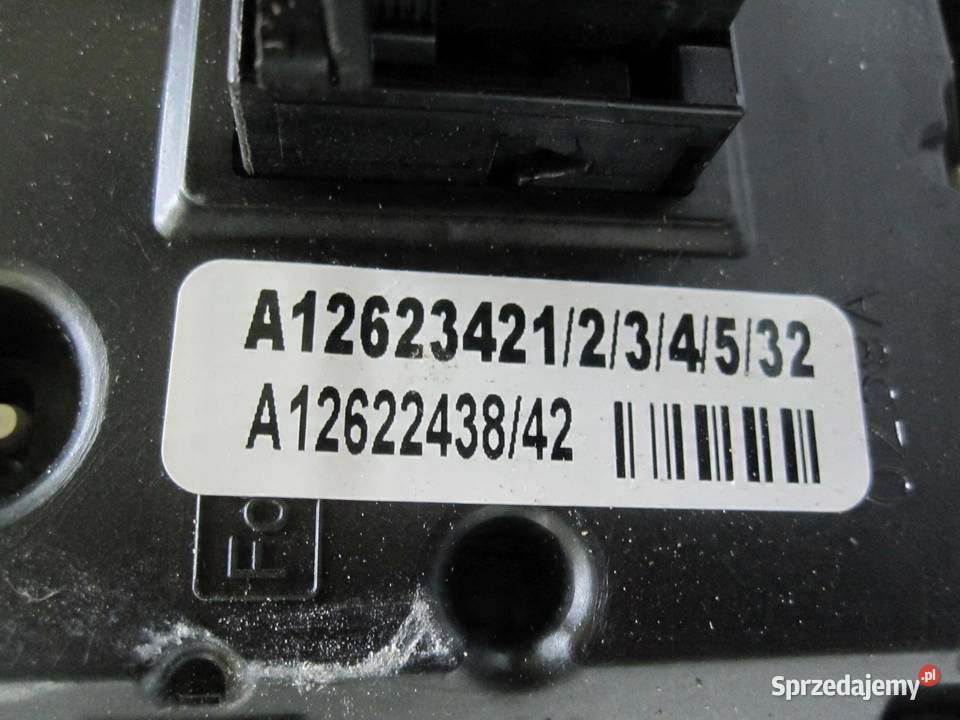 FORD FOCUS III 13r radio CD ekran wyświetlacz sprzedam