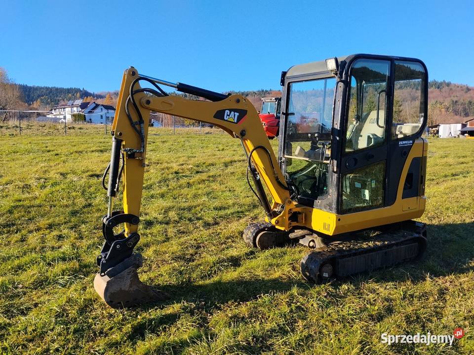 minikoparkę caterpillar cat 3018c Sucha Beskidzka