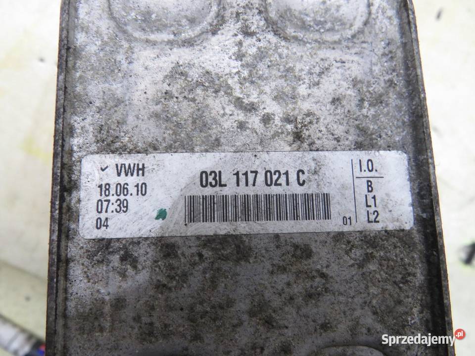 PODSTAWA FILTRA OLEJU CHŁODNICZKA AUDI Q5 8R 20 Chłodnice oleju