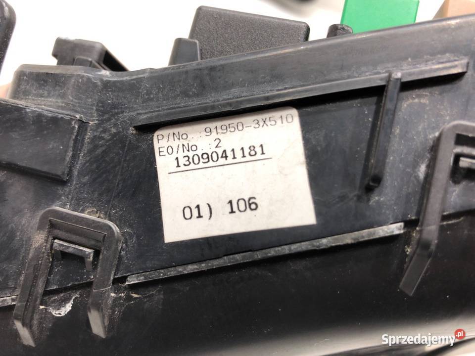 SKRZYNKA BEZPIECZNIKÓW HYUNDAI i30 919503X510 Skrzynki bezpieczników
