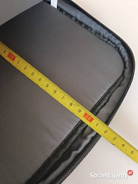 Etui na tablety i laptopy