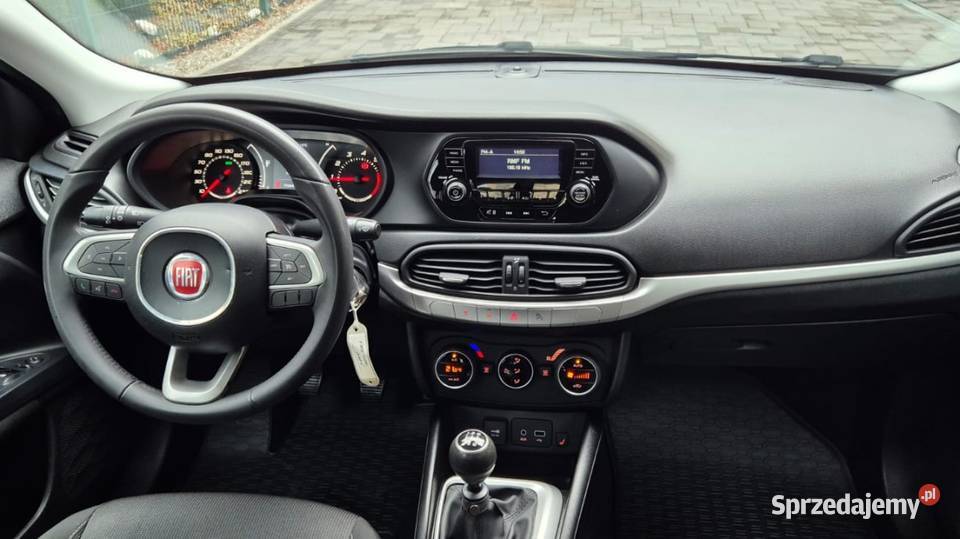 Fiat Tipo 2017 niski przbieg 95KM Ropczyce sprzedam