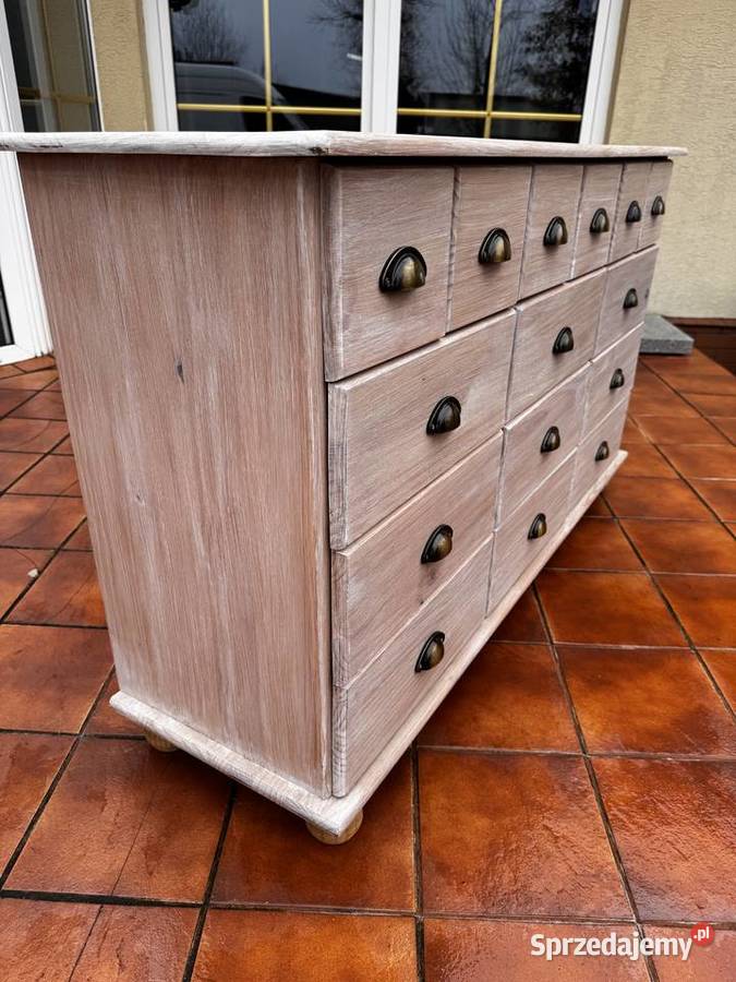 Komoda apteczna drewniana z szufladami bielona