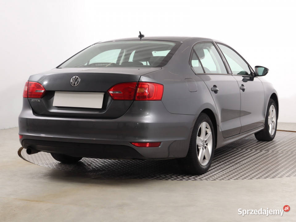 VW Jetta 16 TDI światła przeciwmgielne
