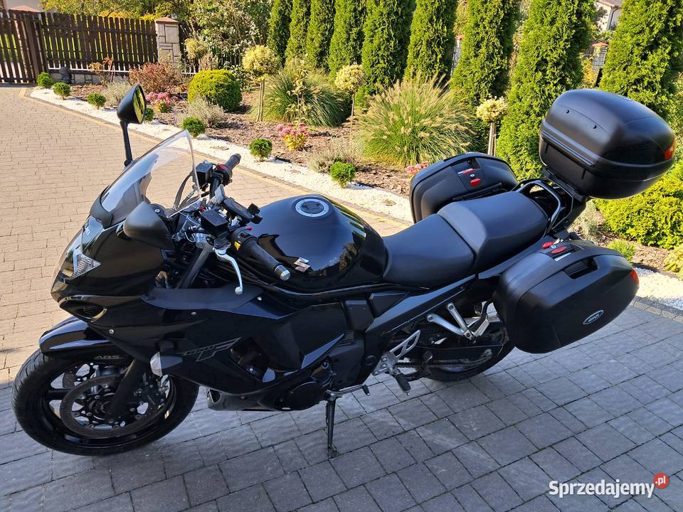 Sprzedam motocykl sportowoturystyczny świętokrzyskie Mniów