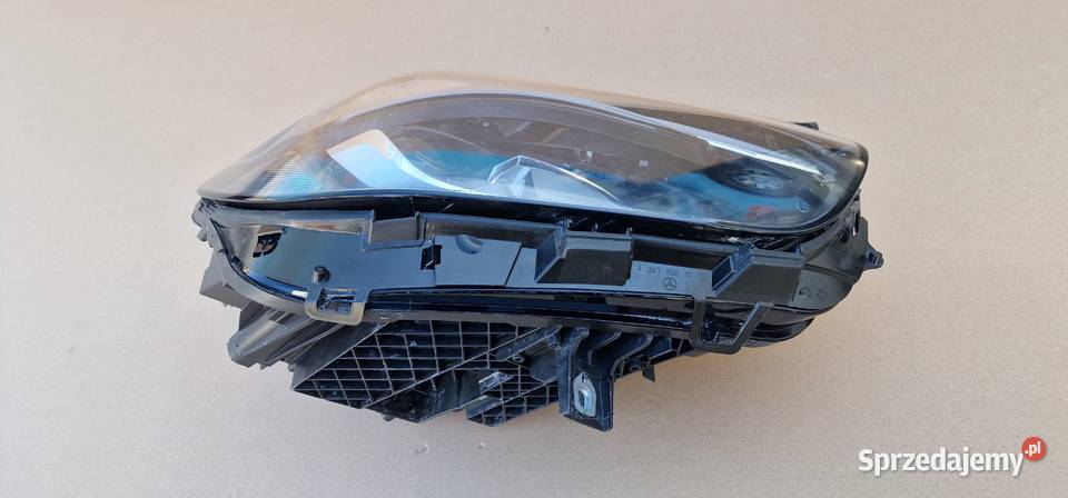 MERCEDES BKLASA W247 REFLEKTOR LAMPA FULL LED Bieleń