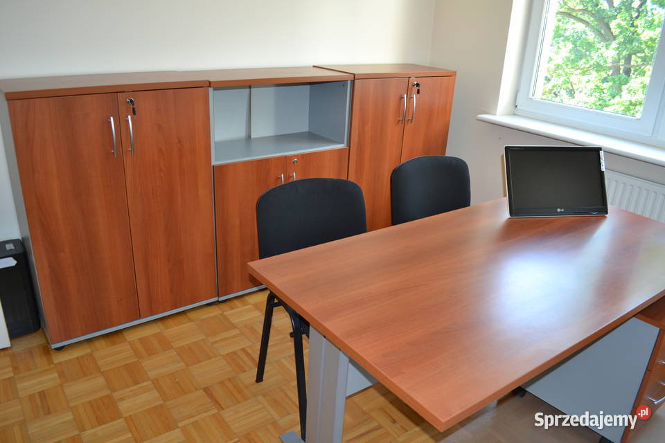 Meble biurowe z krzesłami Warszawa
