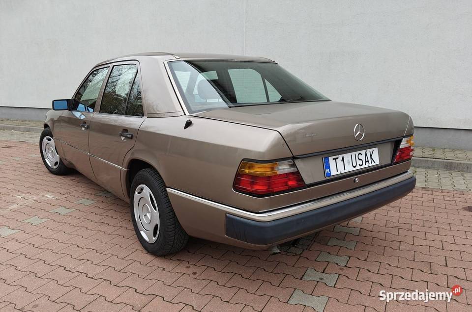 W124SEDAN20DSZYBERDACH Rok produkcji 1990 Samochody osobowe Radomsko