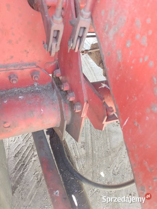 Kombajn Zbożowy Bizon Z056 Super Staroźreby
