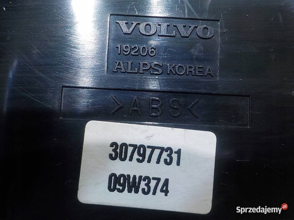 VOLVO XC60 24 D AUT 09r KOMBI 5D panel Części samochodowe Suków