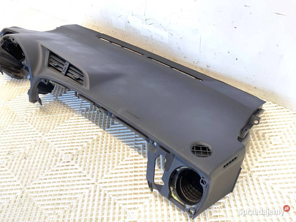 KOKPIT PODUSZKI PASY KOMPLET TOYOTA YARIS III