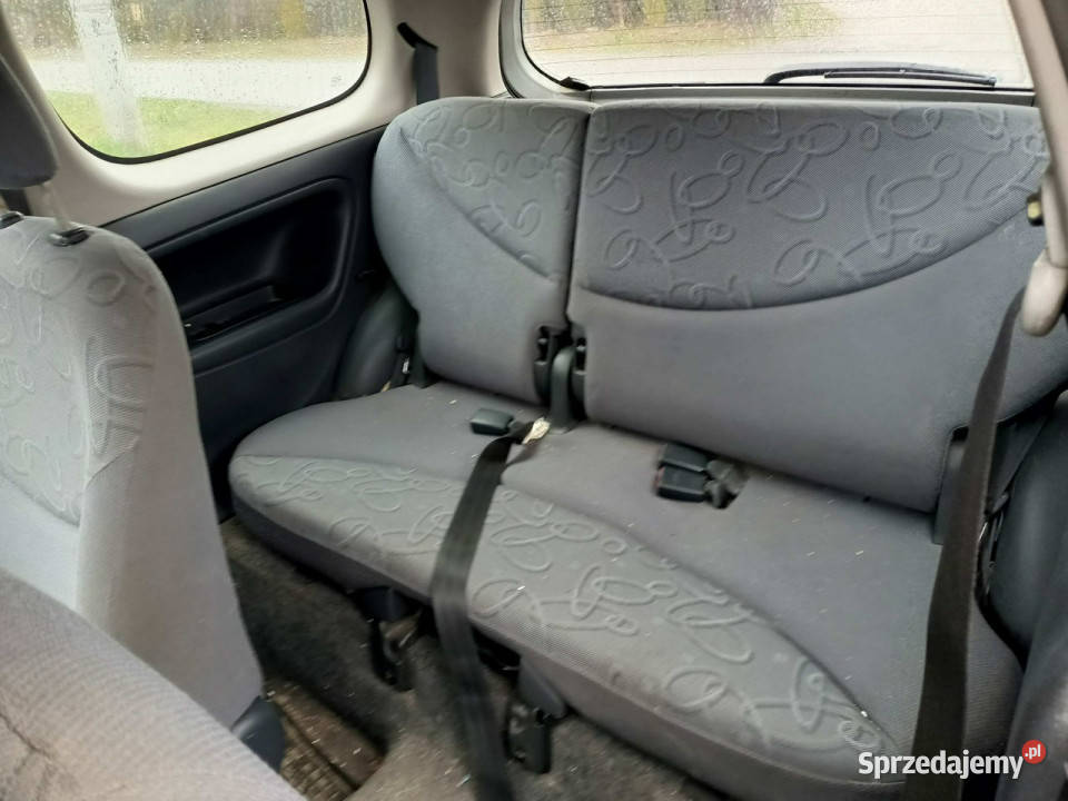 Toyota Yaris Toyota Yaris 13 00r I 19992005 Tarnów sprzedam