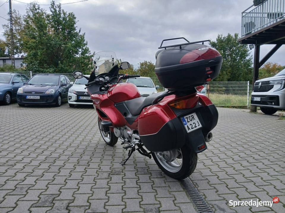 Honda NTV NTV 650 DEAUVILLE stan bezwypadkowy manualna Honda Gryfino