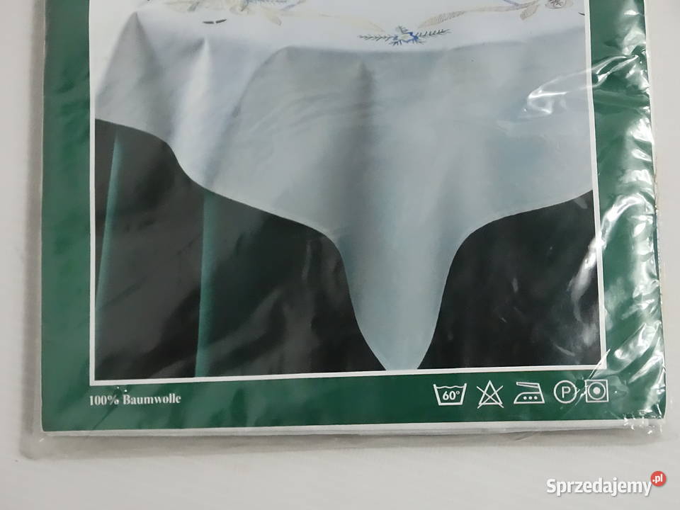 Piękna Świąteczna Serweta Haftowana 80x80 Biłgoraj