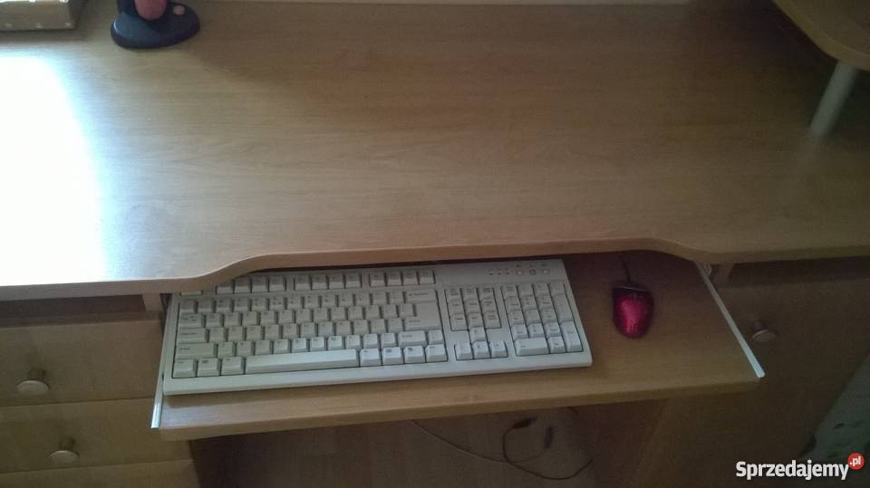 Sprzedam biurko w super stanie Skawina