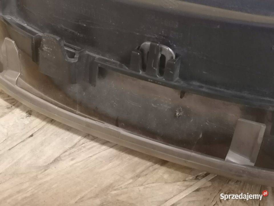 BMW 3 F30 F31 NERKA ATRAPA GRILL PRAWA osobowe wielkopolskie